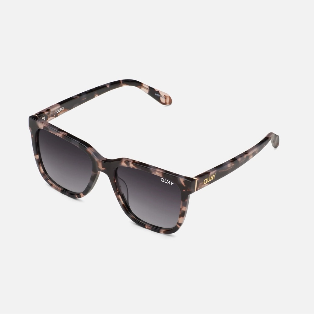 Quay Icy Sunglasses in Tortoiseshell